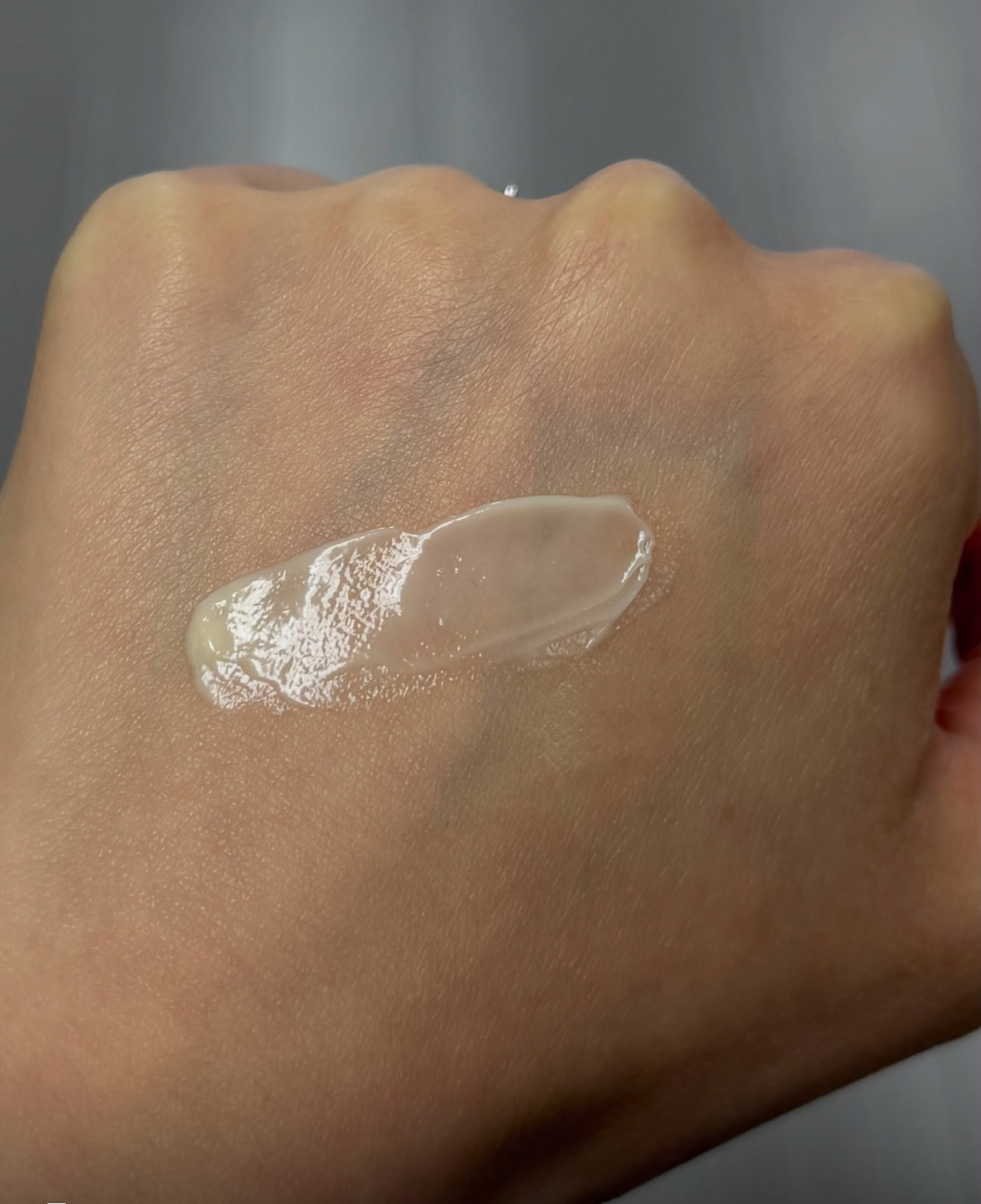 Hakme 實測 Aquafolia Integral Eye Contour Cream全效眼霜質地