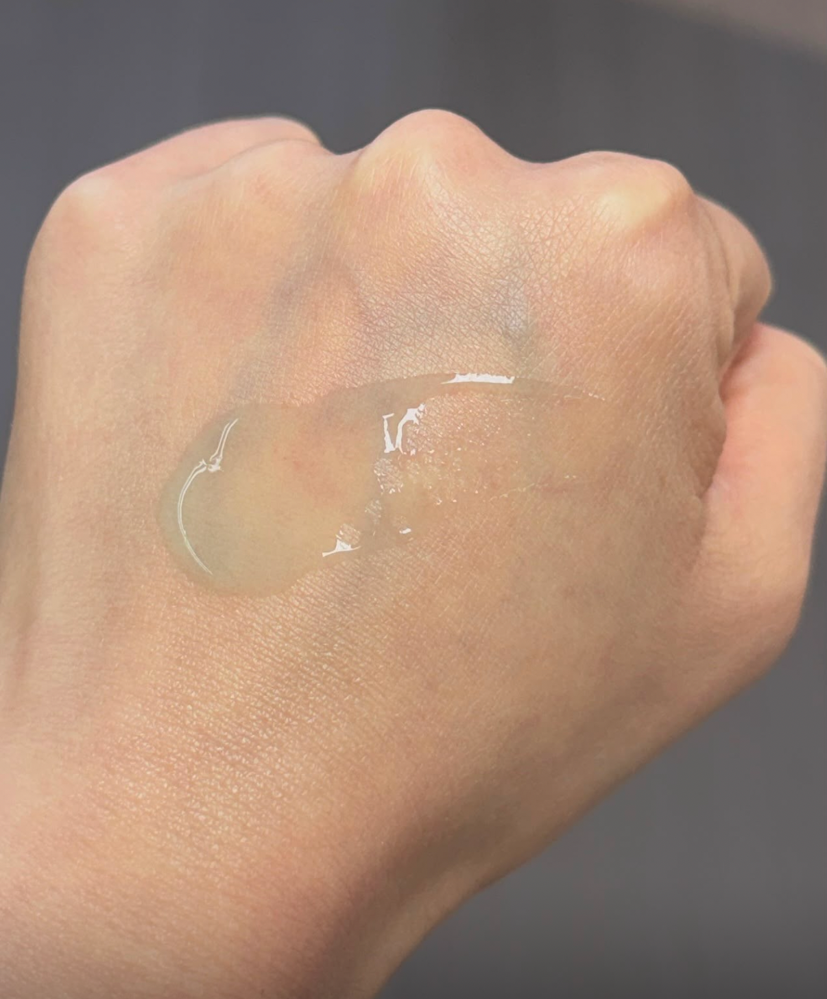 Hakme 實測 Cosmetic Skin Solutions Copper Peptide Serum藍銅胜肽防敏嫩膚精華質地