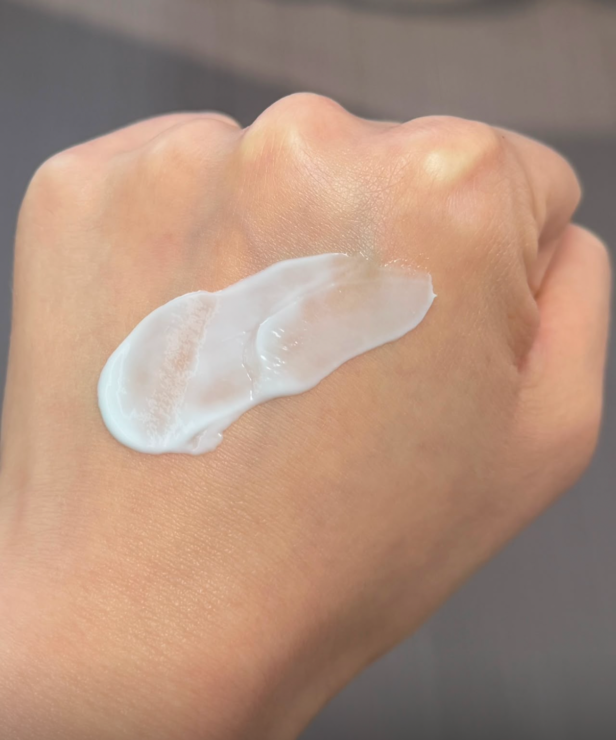 Hakme 實測 Epionce Enriched Firming Mask潤澤緊緻面膜質地