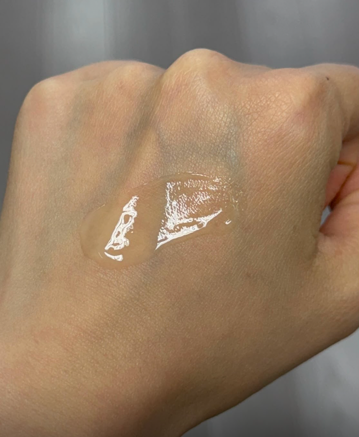 Hakme 實測 Aquafolia Aqua Rescue Lift Gel保濕舒緩精華質地