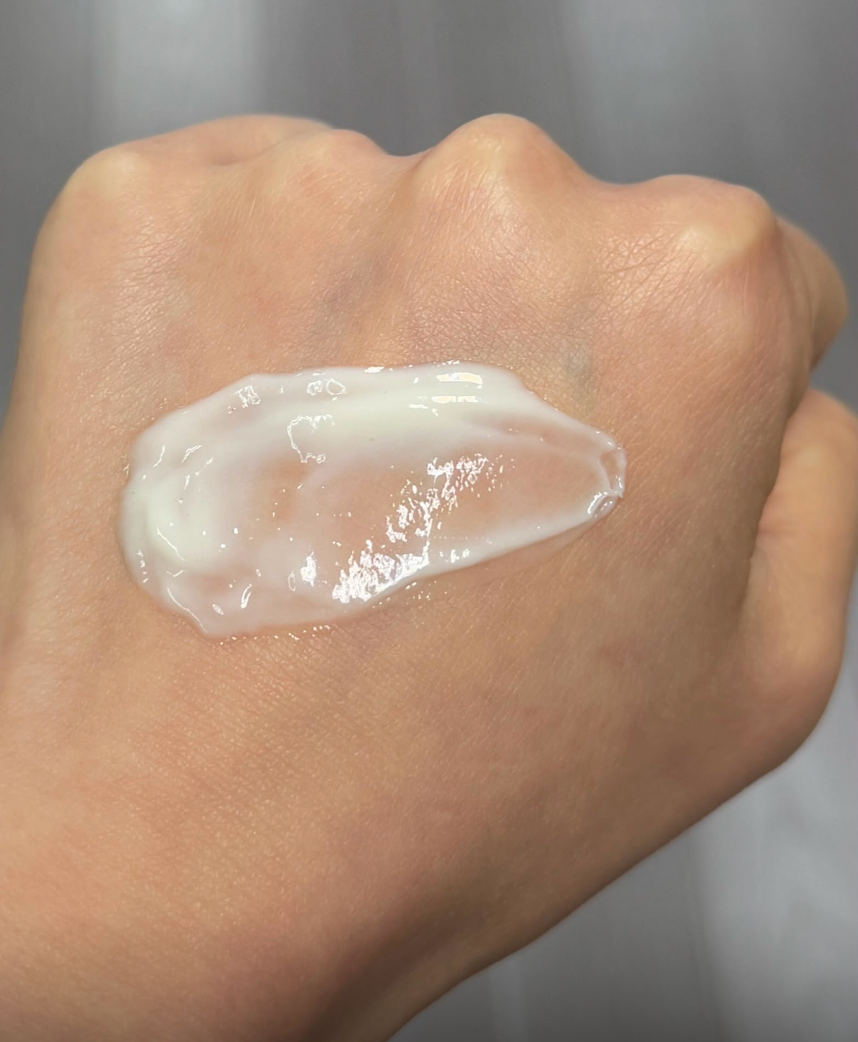 Hakme 實測 Esse Make-up Remover卸妝乳質地